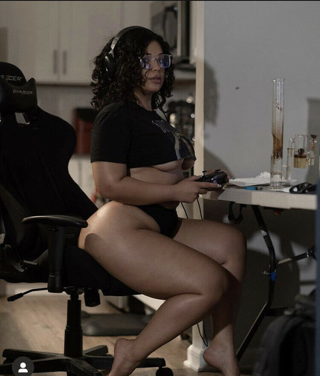 youlovekatof ポルノスター ヌード 写真