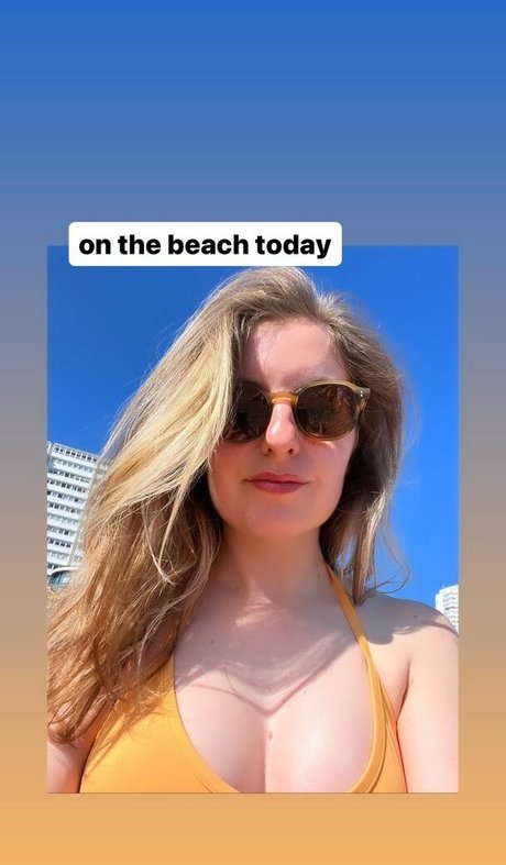 Averytinyleaf ポルノスター アート 画像