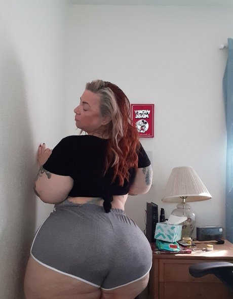 赤毛ティーンオンリーファンズ セクシーxxx 写真