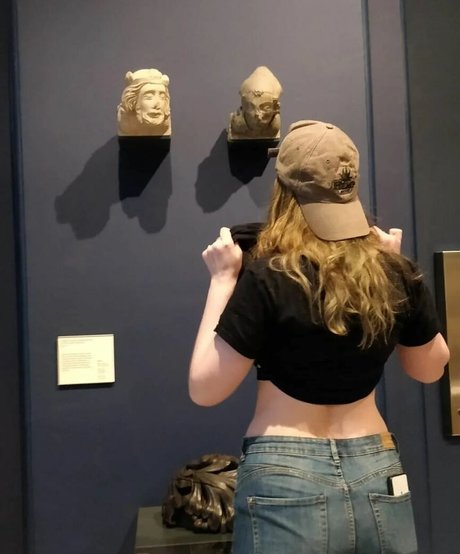 Hanningerc ポルノモデル 写真