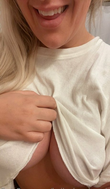 18歳以下の無料OnlyFans 無料ヌード 写真