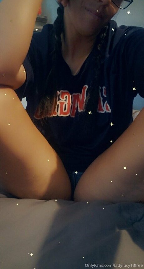 lucylicious13free ヌードモデル 写真