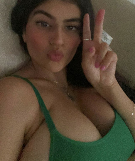 Emilia Torres スター 写真