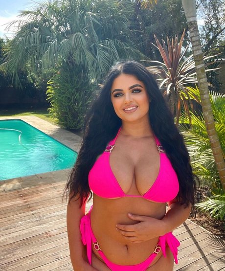 taylorxoxox アダルトスター 写真