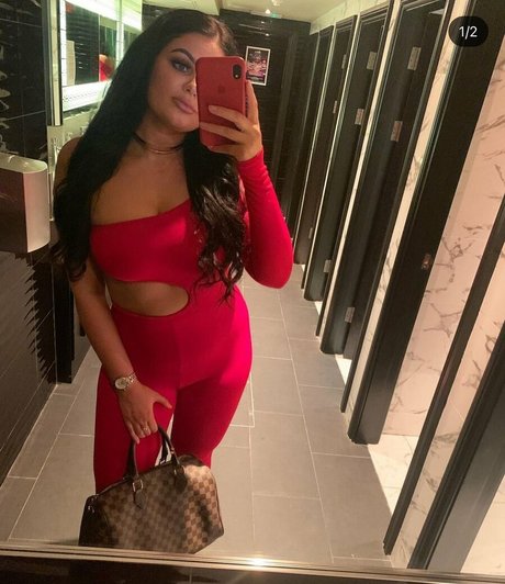 taylorxoxox エロティック女優 アーカイブ