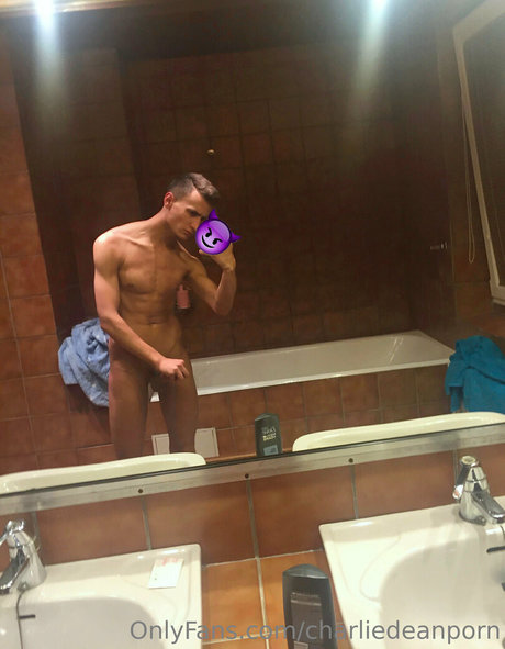 charliedeanporn ホットスター ギャラリー