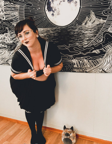 興奮した看護師OnlyFans ベスト ギャラリー