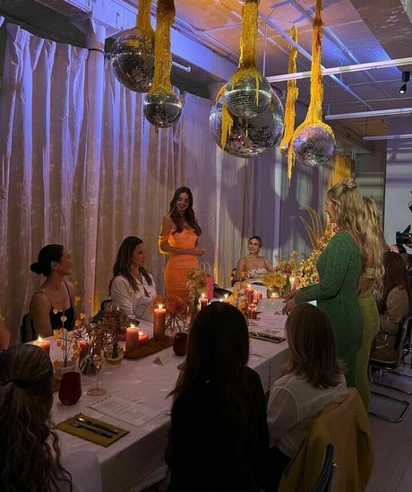 Miranda Kerr ヌードスター アーカイブ