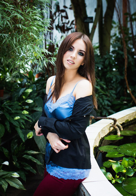 ポニーテールオンリーファンズ 素敵 画像