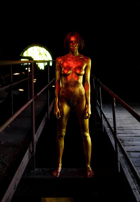 太った足のOnlyFans ポルノグラフィック 画像