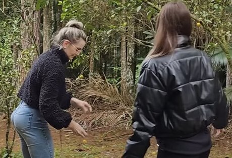 大きな乳首オンリーファンズ ヌード 写真