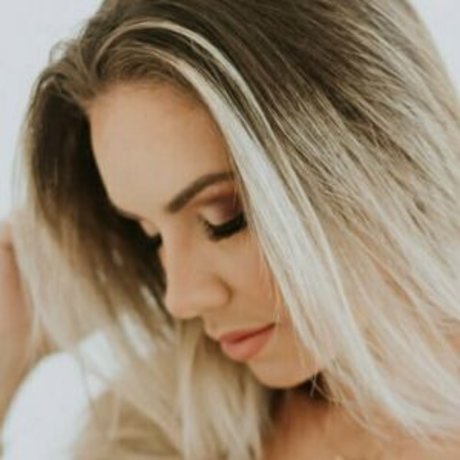 大きな黒い猫OnlyFans アート裸 写真