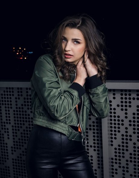 クーガーオンリーファンズ 無料ポルノ ギャラリー