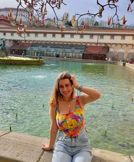 巨乳義母OnlyFans ベスト 画像