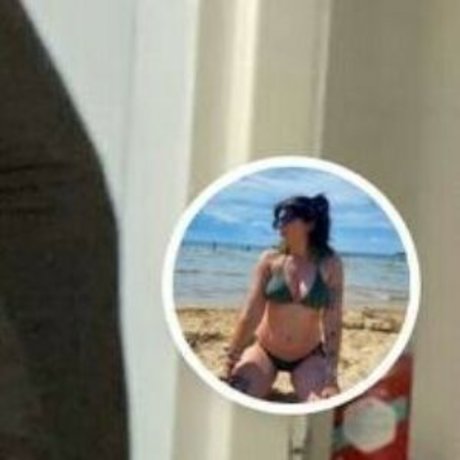 Urfriendaj ポルノスター HD 写真