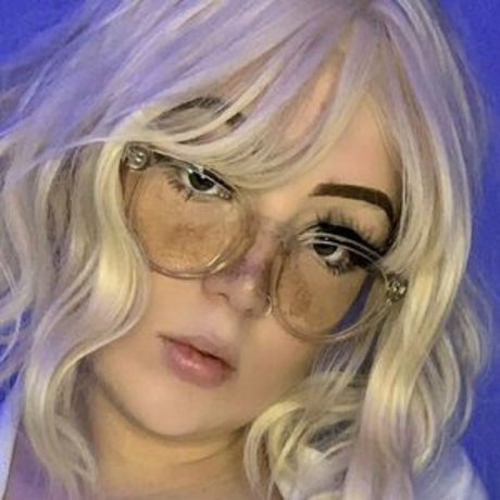 Keeli J スター ギャラリー