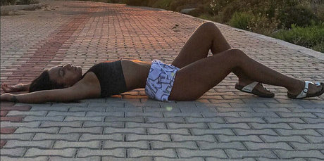 19歳のOnlyFans ヌード 写真