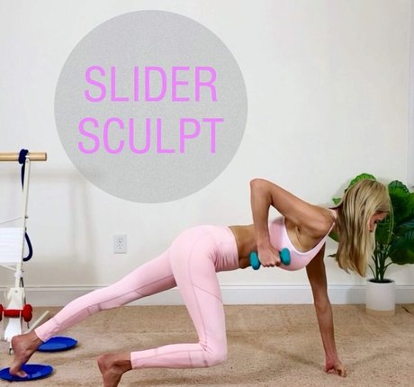 金髪レズビアンオンリーファンズ アート裸 写真