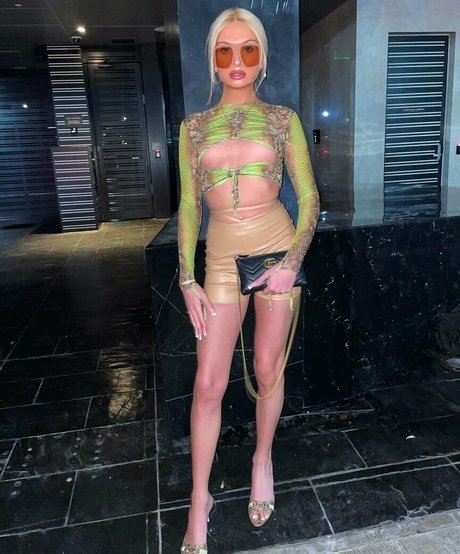 Tsmissmara セクシーモデル 画像