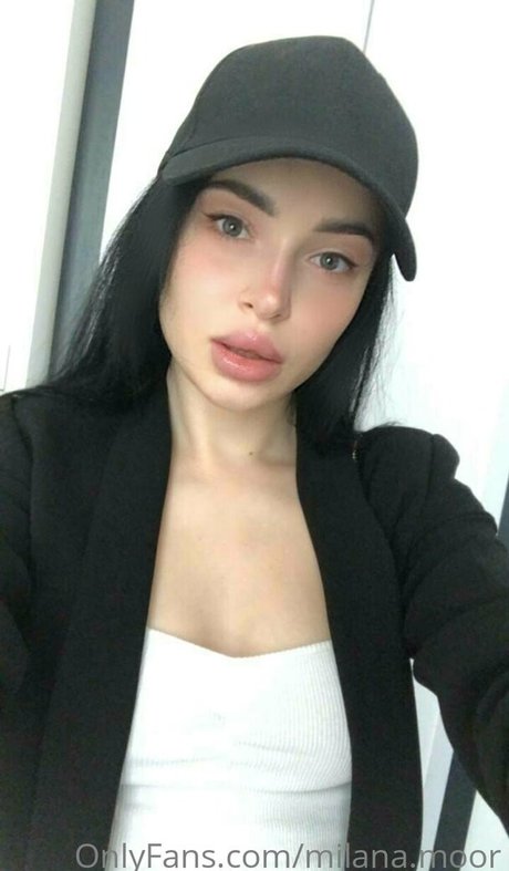 milana moor ヌードモデル 写真
