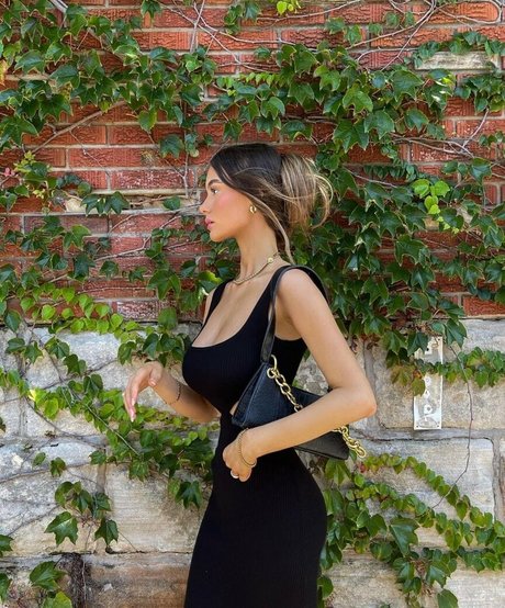 Ella Grace Cervetto HDモデル ギャラリー