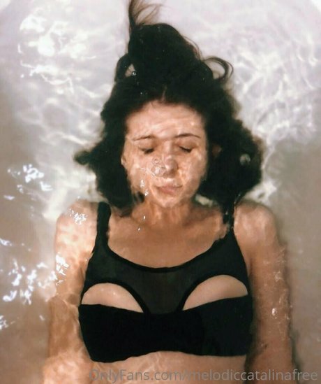 bellachary アダルトモデル 画像