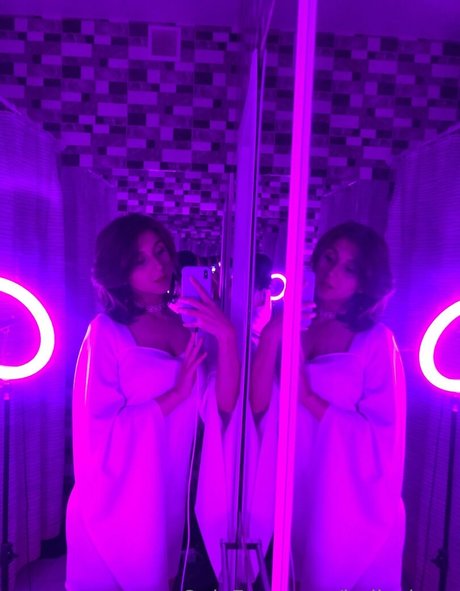 bellachary セクシーモデル ギャラリー