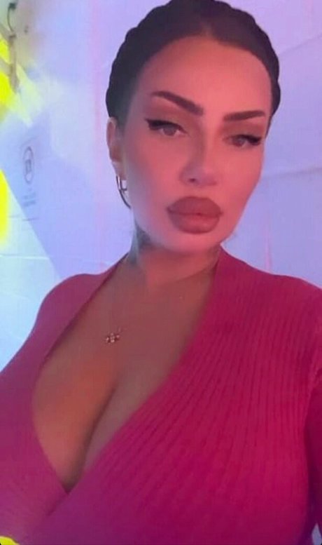 黒人ママオンリーファンズ エロ 写真