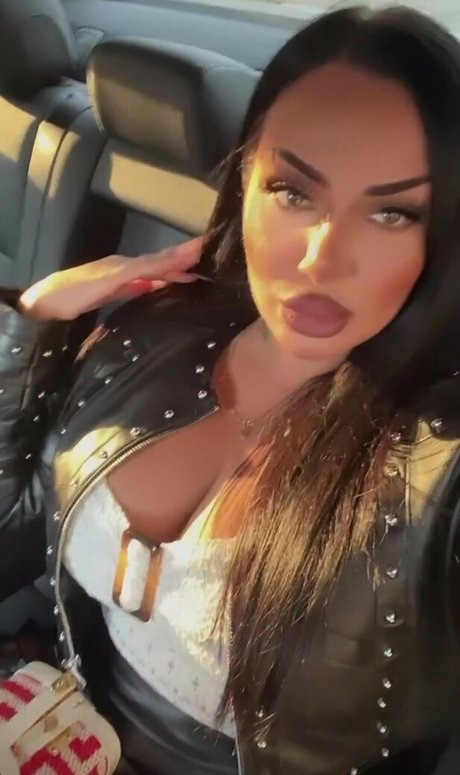 OnlyFansの交換 ポルノ 写真