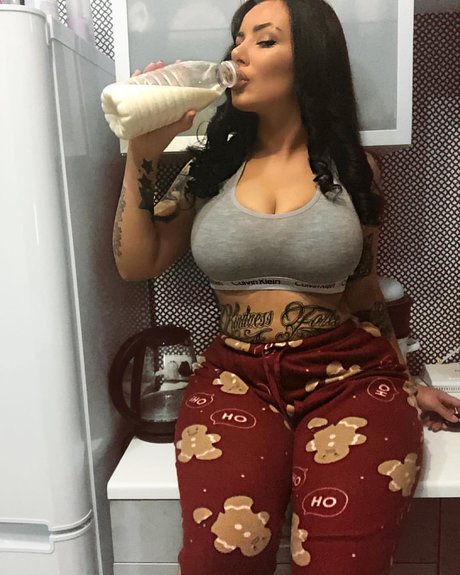 アジア人のティーンの足 オンリーファンズ えろ ギャラリー