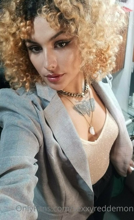 sexxyreddemon モデル 画像