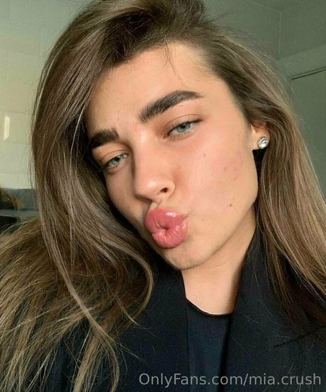 ティーンランジェリーOnlyFans 無料エロ アーカイブ