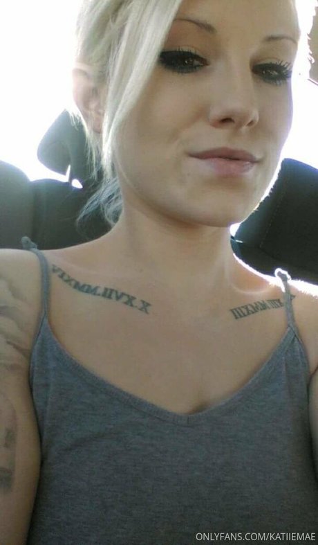 ヘンタイオンリーファンズ ポルノ ギャラリー