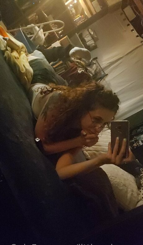 ゴス3P OnlyFans HD ギャラリー