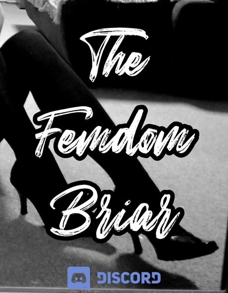 ジムガールズオンリーファンズ ヌード 画像