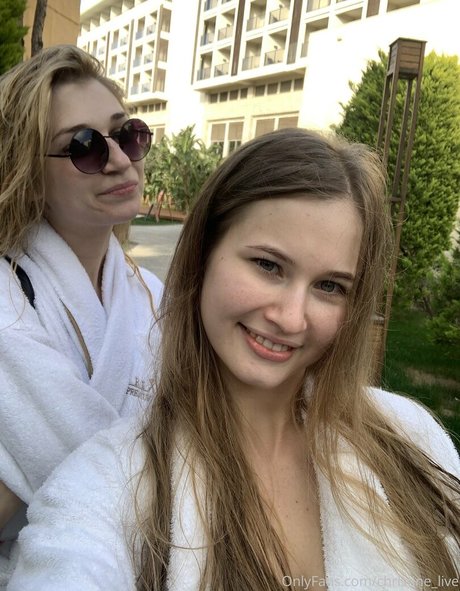 christine live HD女優 写真