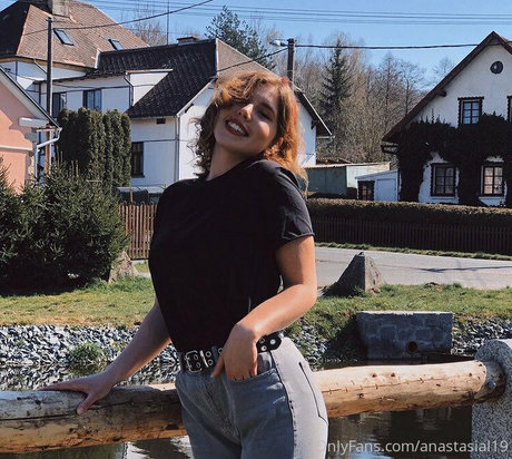 twerkingpeach スター 裸 画像