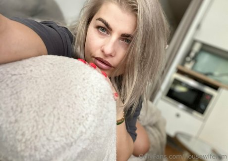 アナル熟女OnlyFans セクシー 画像