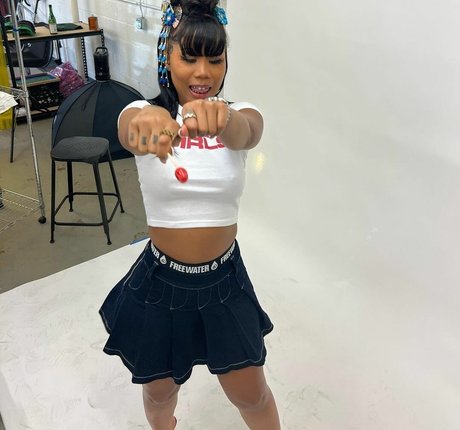 Sukibaby ヌードスター 写真