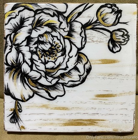 nina morelo ポルノスター 写真