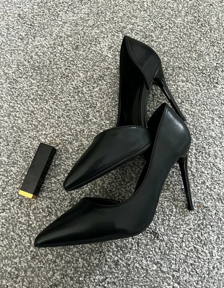 tomokorenfree 裸のポルノスター ギャラリー