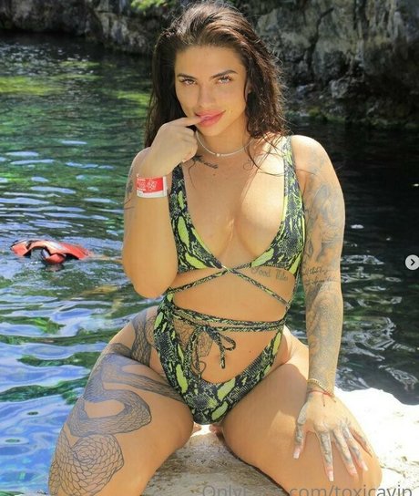 toxicavip ポルノ女優 写真