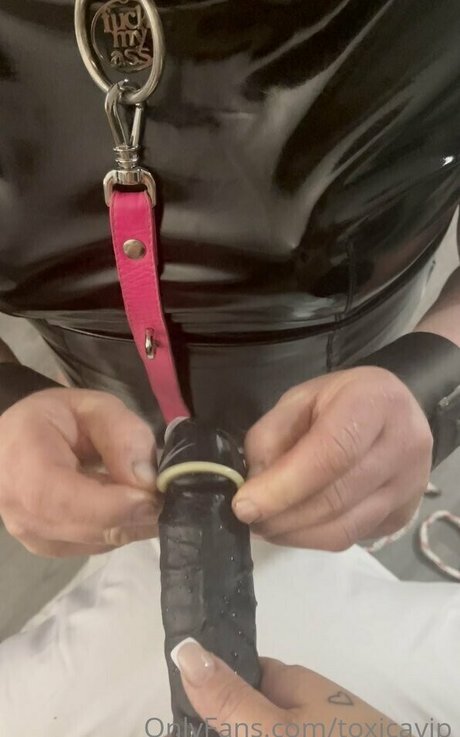 toxicavip 可愛い女優 写真