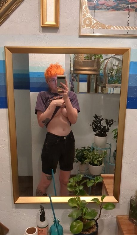 義理の妹オンリーファンズ セクシーヌード 写真