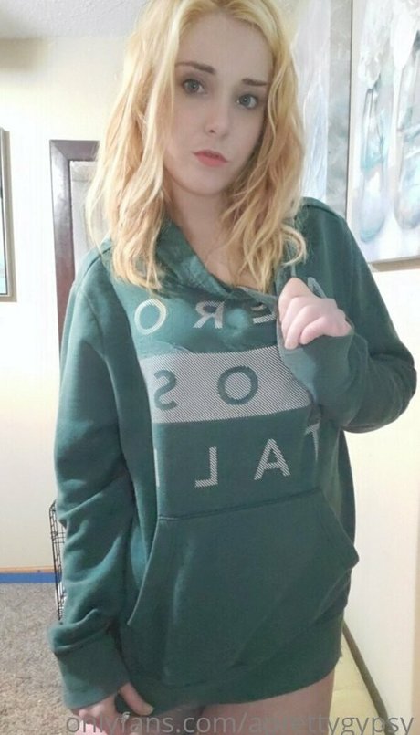 アジア人女性OnlyFans 素敵 写真