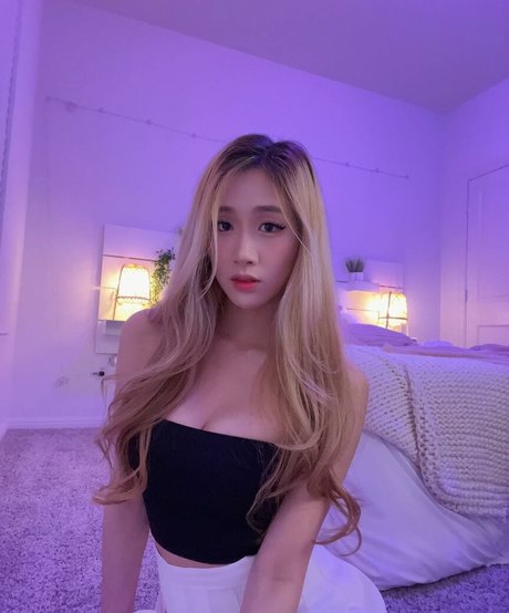 Yougelly 完璧な女優 写真