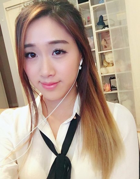 Yougelly ホットなモデル 写真