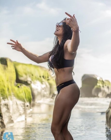 Lobaacosta エロティックなスター 写真