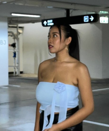 フィットネスインフルエンサーオンリーファンズ 無料ポルノ アーカイブ