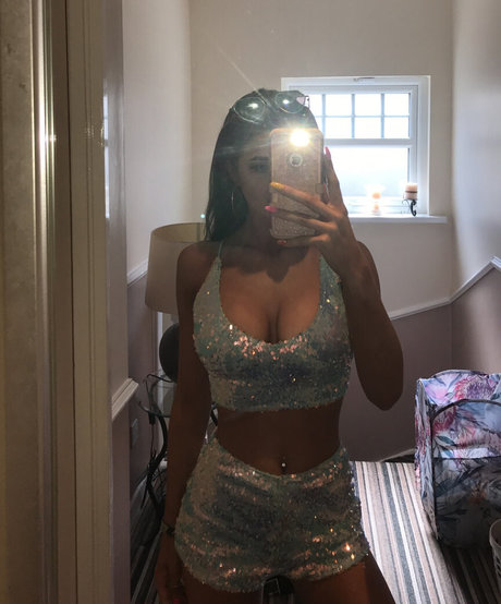 Laura Brophy セクシーなスター 写真